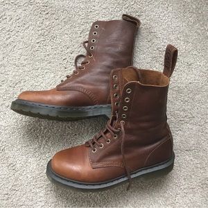 Dr. Martens 23155 10-eye Boots